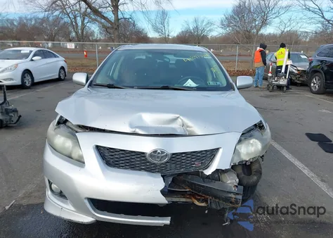 2010 Toyota Corolla S z USA, uszkodzony, nr VIN 1NXBU4EE3AZ277725